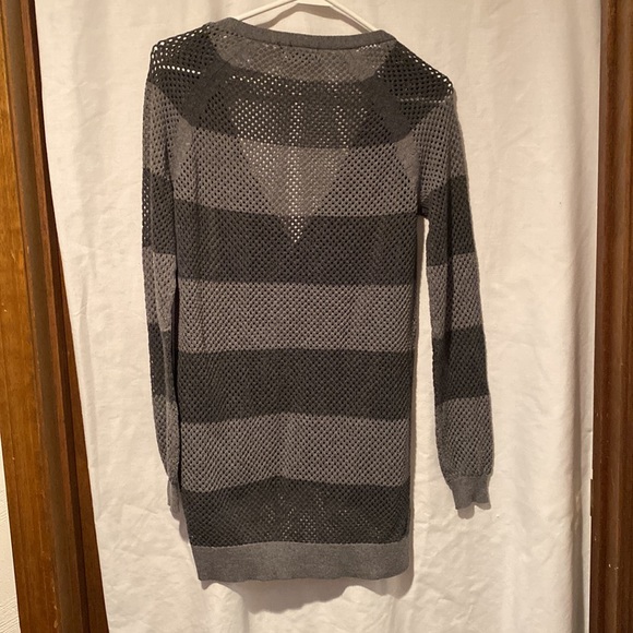 Ladies cardigan - Picture 2 of 3